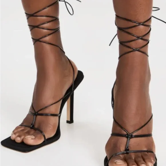 New in box Good American
Caged Slanted Sandals SOLD OUT ONLINE MSRP $195 - Picture 4 of 6